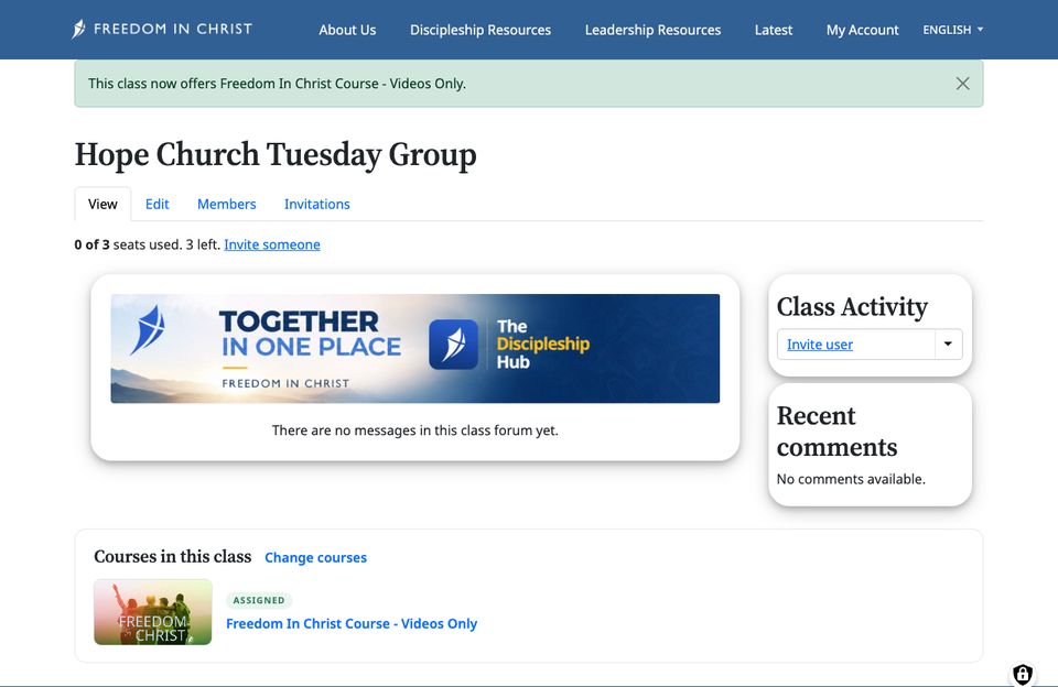 The new class page: 0 of 3 seats used, an empty forum, Class Activity menu and the assigned course